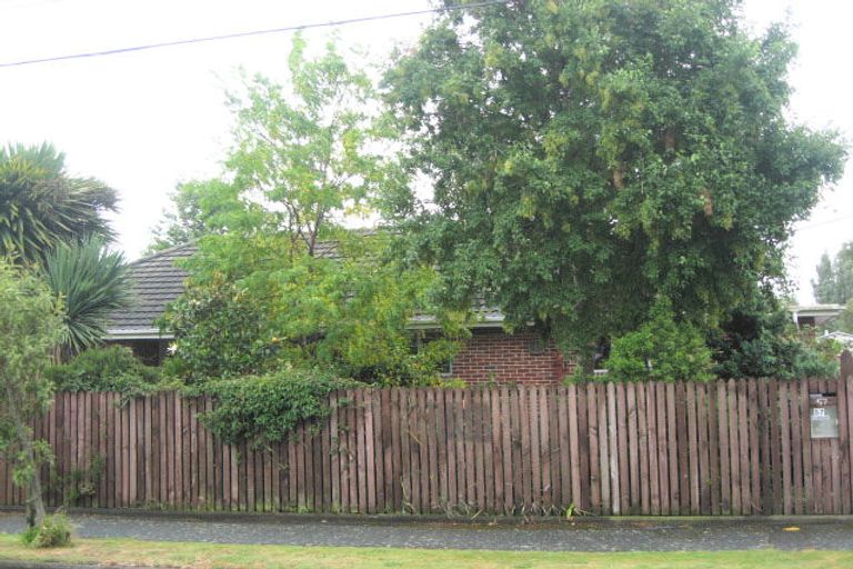 Photo of property in 57 Coopers Road, Dallington, Christchurch, 8061