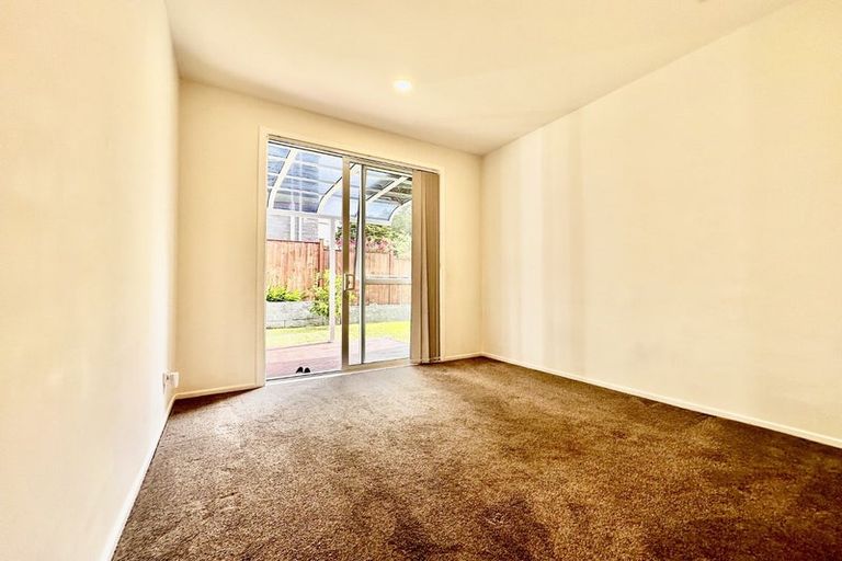 Photo of property in 1 Riwai Street, Flat Bush, Auckland, 2019