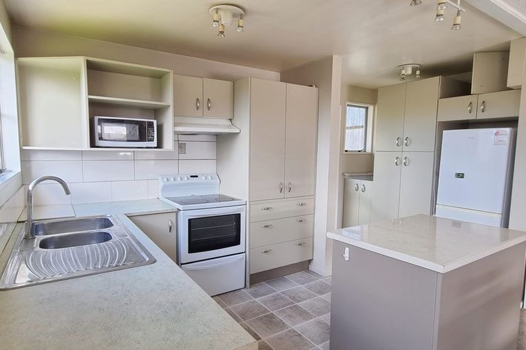 Photo of property in 36 Trevor Street, Hornby, Christchurch, 8042