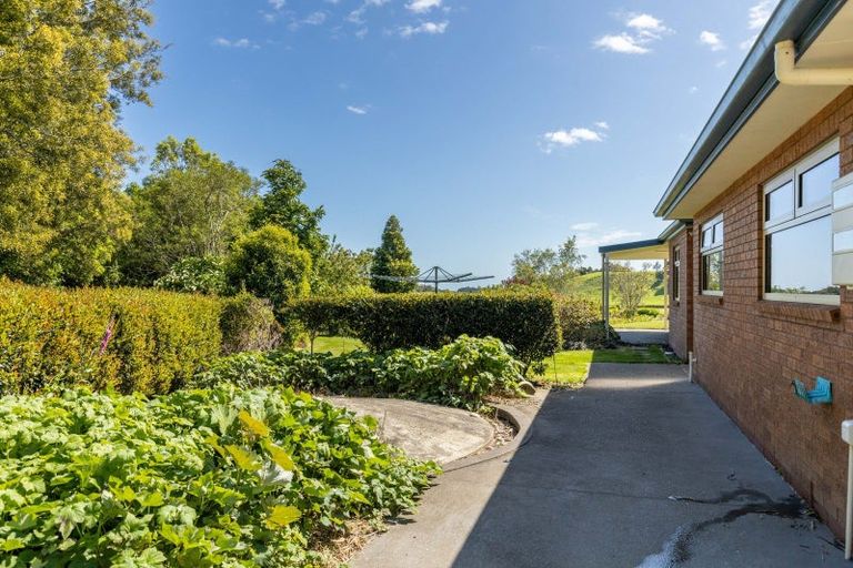 Photo of property in 111 Hurworth Road, Hurworth, New Plymouth, 4371