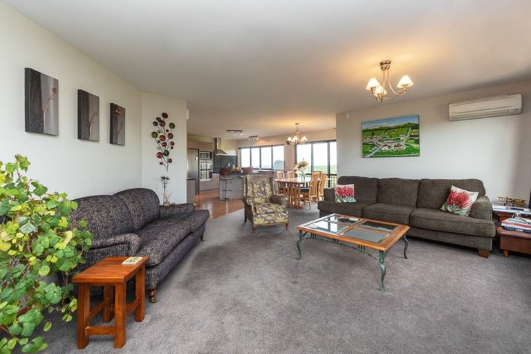 Photo of property in 121 Mount Stewart Halcombe Road, Sanson, Palmerston North, 4479