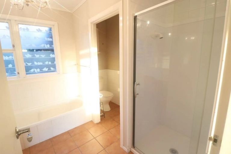 Photo of property in 29 Seon Place, Birkdale, Auckland, 0626