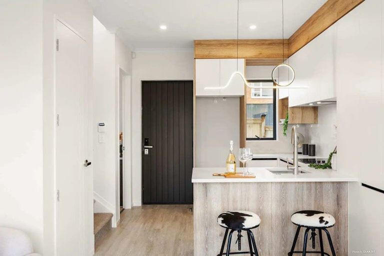 Photo of property in 1f Deering Place, Papatoetoe, Auckland, 2025