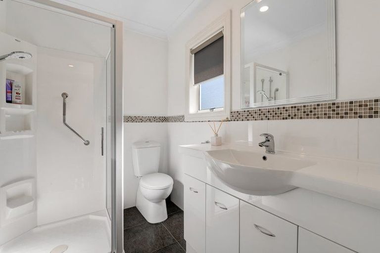 Photo of property in 28c Zealandia Road, Manly, Whangaparaoa, 0930