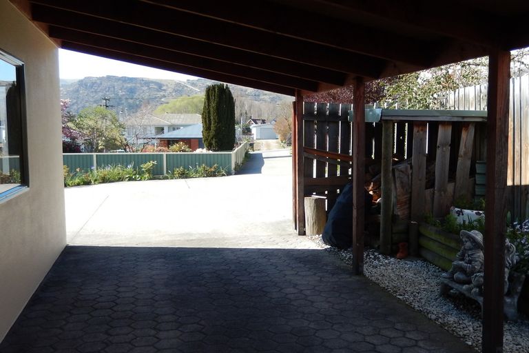 Photo of property in 1a Tweed Street, Roxburgh, 9500