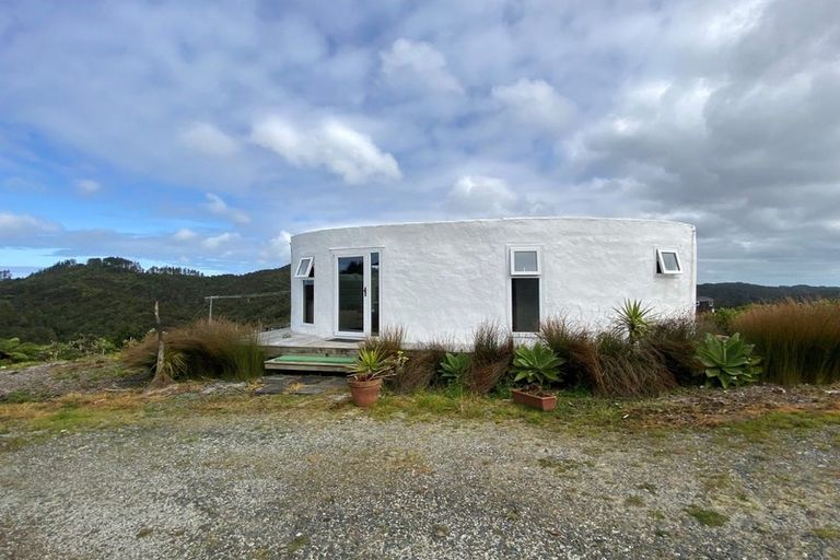 Photo of property in 357a Govan Wilson Road, Whangaripo, Warkworth, 0985