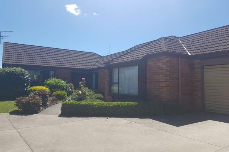 Photo of property in 24 Lodge Place, Ilam, Christchurch, 8041