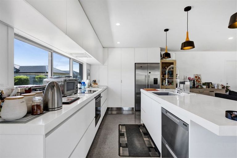 Photo of property in 22 Wills Road, Bell Block, New Plymouth, 4312