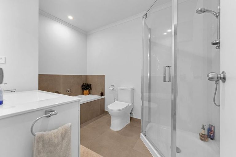 Photo of property in 101 Kuaka Drive, Takanini, 2112