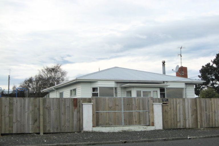 Photo of property in 13 Smith Street, Balclutha, 9230