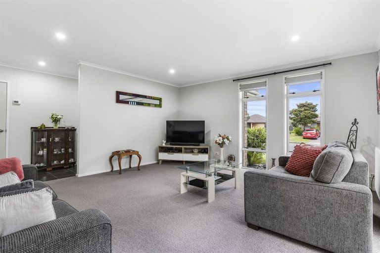 Photo of property in 83 Doncaster Drive, Papamoa Beach, Papamoa, 3118