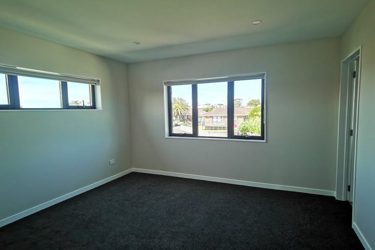 Photo of property in 113b Rathgar Road, Henderson, Auckland, 0610