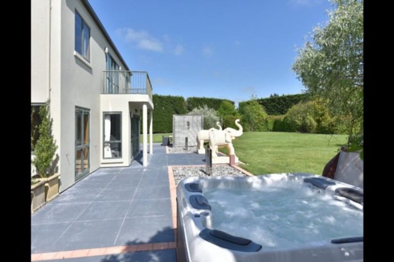 Photo of property in 1217 Hoskyns Road, Kirwee, Christchurch, 7671