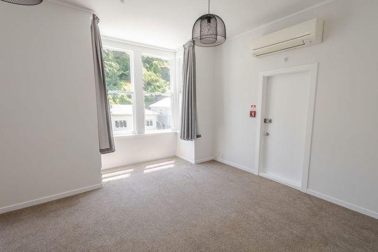 Photo of property in 26 Adams Terrace, Aro Valley, Wellington, 6021