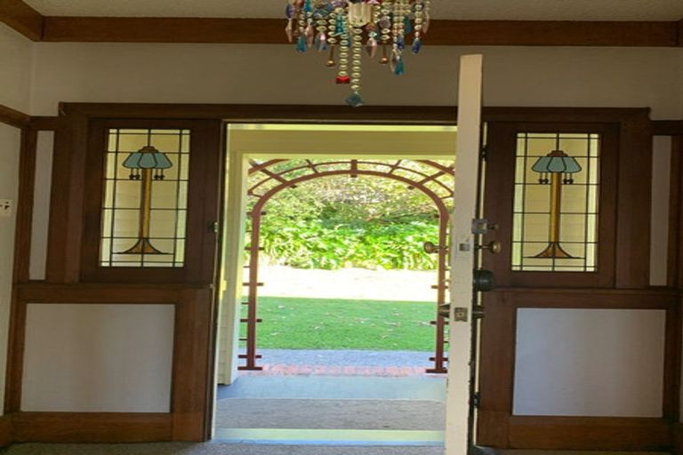 Photo of property in 22 Ruakiwi Road, Hamilton Lake, Hamilton, 3204