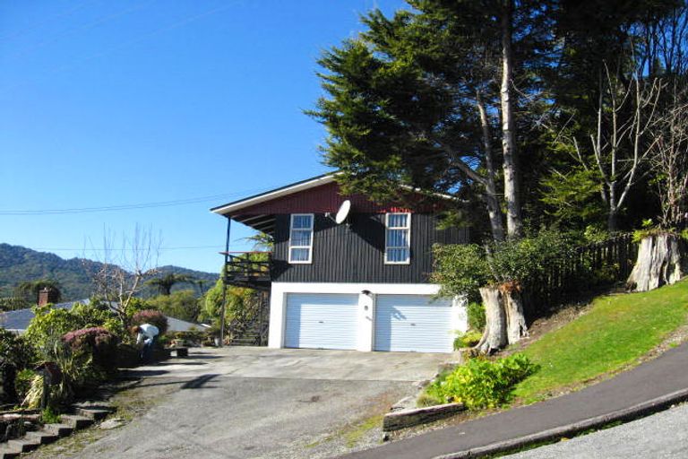 Photo of property in 51 Milton Road, Greymouth, 7805