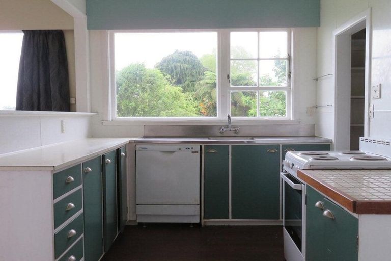 Photo of property in 8 Carter Street, Belmont, Lower Hutt, 5010