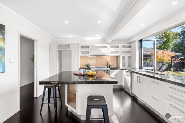 Photo of property in 1 Beecham Grove, Epuni, Lower Hutt, 5011