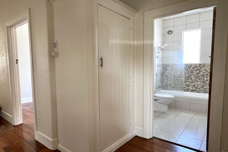 Photo of property in 460 Broadway, Miramar, Wellington, 6022