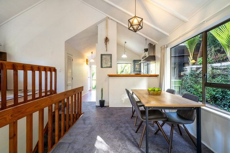 Photo of property in 2/33 Sapphire Place, Bayview, Auckland, 0629