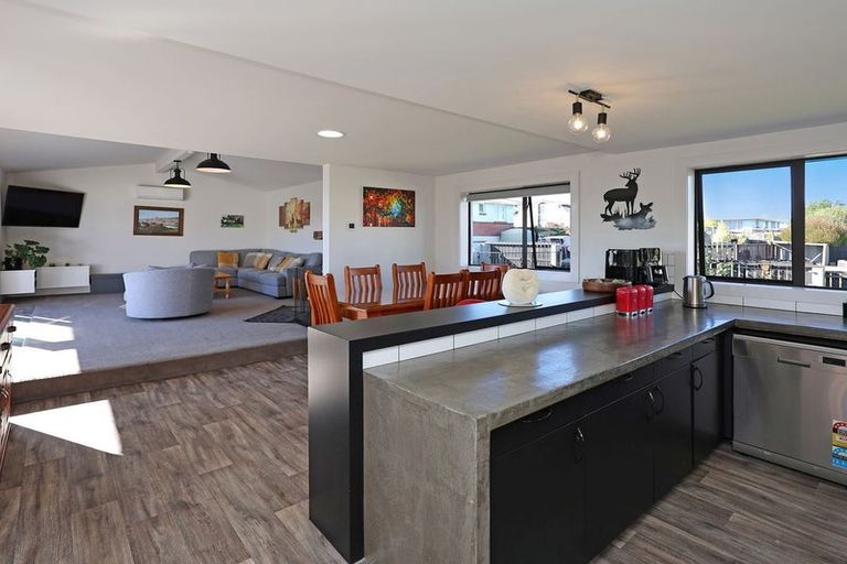 Photo of property in 42a Gordon Street, Weston, Oamaru, 9401