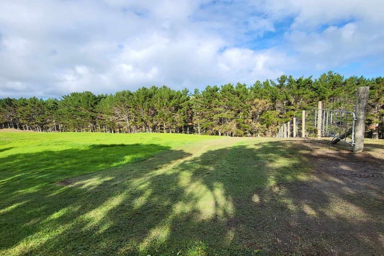 Photo of property in 49 Kai Iwi Lakes Road, Omamari, Dargaville, 0373