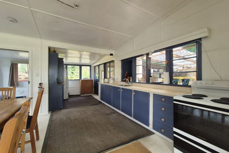 Photo of property in 74 Carey Road, Port Charles, Coromandel, 3584