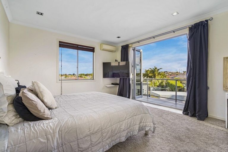 Photo of property in 102 Rototuna Road, Rototuna, Hamilton, 3210