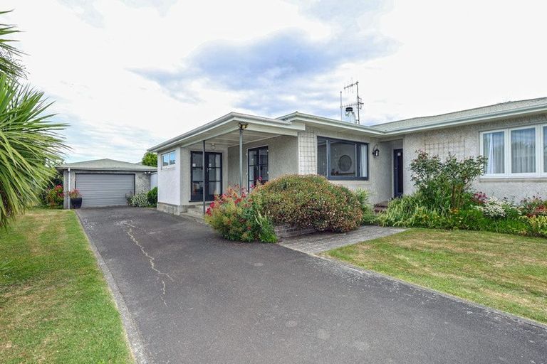 Photo of property in 206 Lumsden Road, Akina, Hastings, 4122