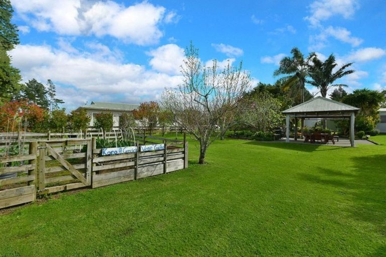 Photo of property in 231 Fordyce Road, Helensville, 0874