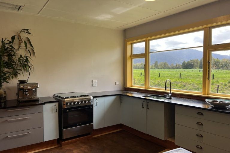 Photo of property in 774 Atarau Road, Atarau, Blackball, 7871