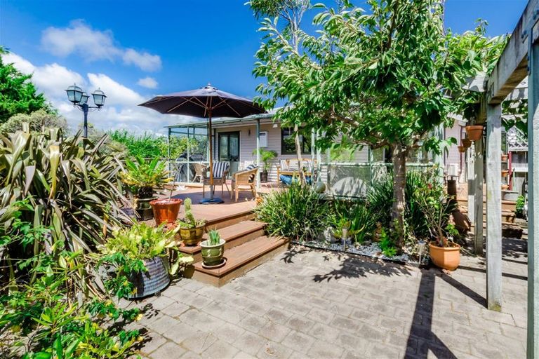 Photo of property in 27 Sweetman Avenue, Paraparaumu Beach, Paraparaumu, 5032