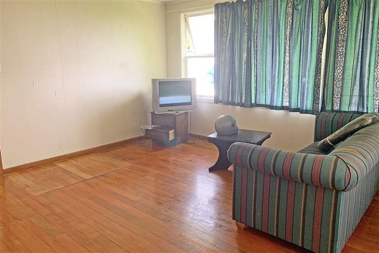 Photo of property in 37 Armitage Road, Wellsford, 0900