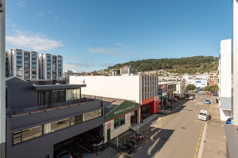 Photo of property in Forte Apartments, 42/13 College Street, Te Aro, Wellington, 6011