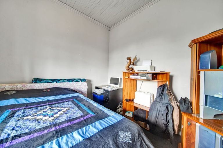 Photo of property in 70 Ketemarae Road, Normanby, Hawera, 4614