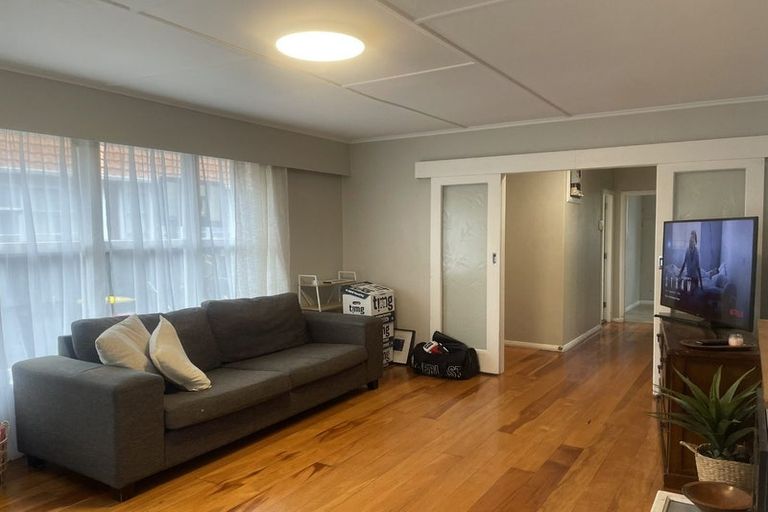 Photo of property in 52 Dyer Street, Epuni, Lower Hutt, 5011