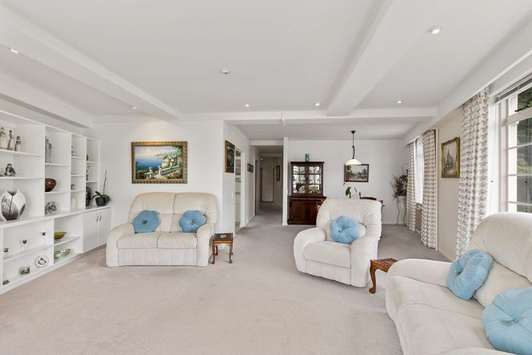 Photo of property in Wharenui Apartments, 274 Oriental Parade, Oriental Bay, Wellington, 6011