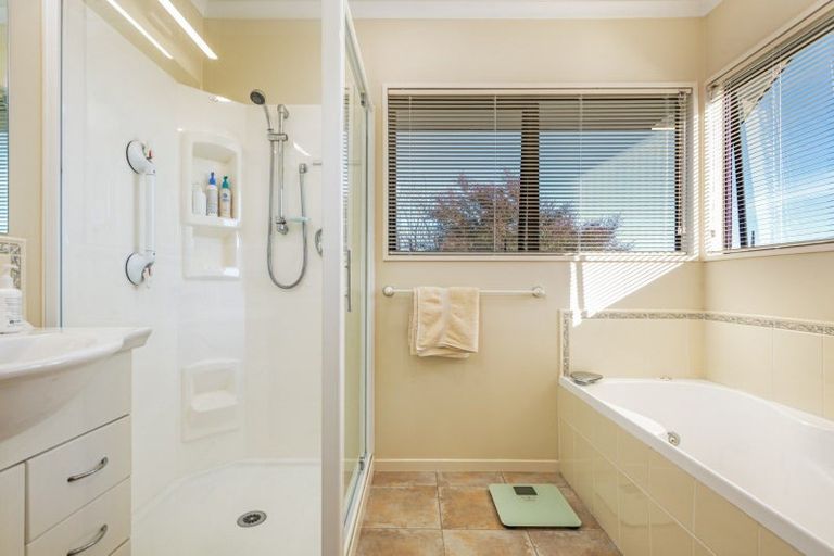 Photo of property in 68a Ihaka Street, Hokowhitu, Palmerston North, 4410