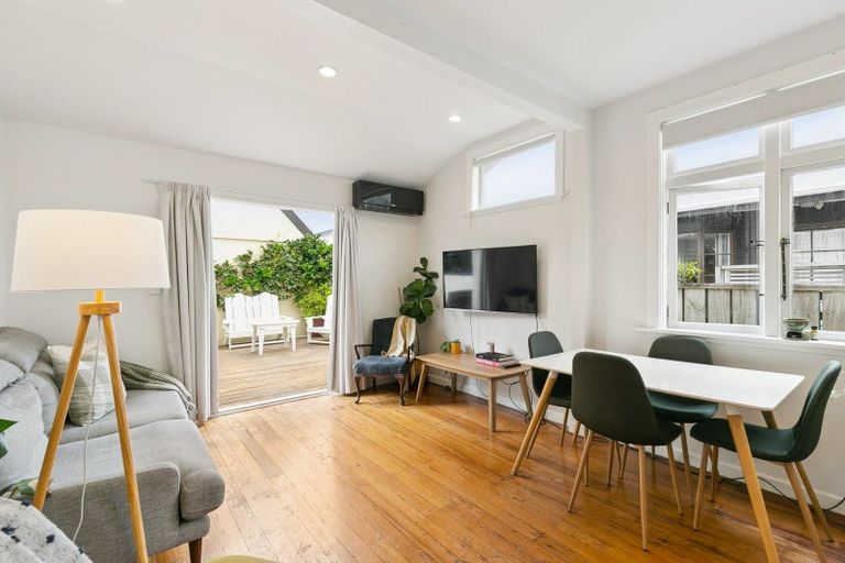 Photo of property in 83 Miramar Avenue, Miramar, Wellington, 6022