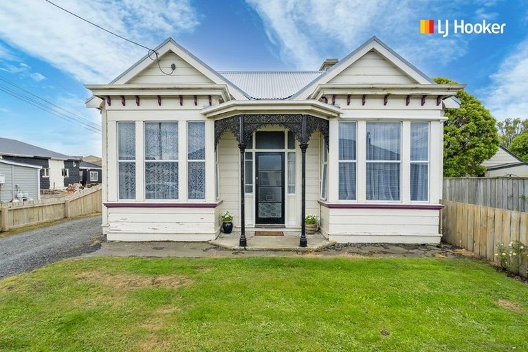 Photo of property in 17 Wesley Street, South Dunedin, Dunedin, 9012