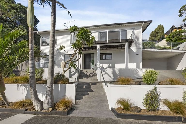 Photo of property in 4 Inga Road, Milford, Auckland, 0620