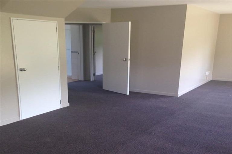 Photo of property in 7 Pistachio Place, Goodwood Heights, Auckland, 2105