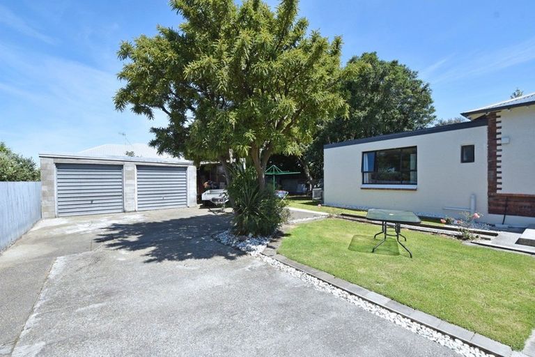 Photo of property in 11 Robertson Street, Richmond, Invercargill, 9810