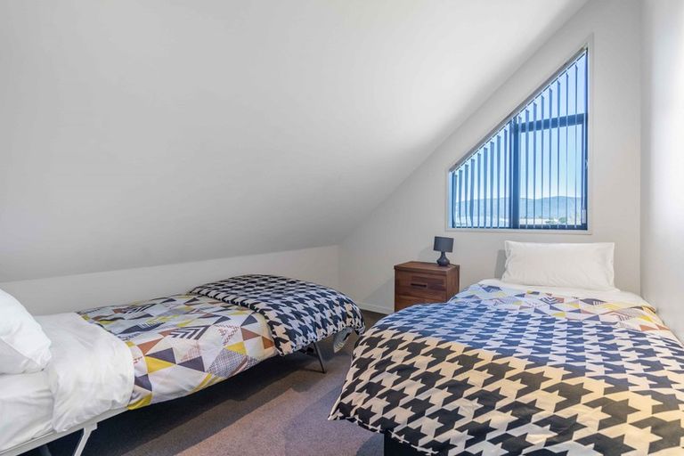 Photo of property in 11 Anderson Place, Te Anau, 9600