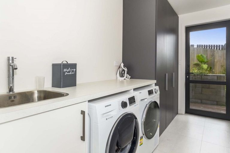 Photo of property in 23b Milton Road, Otumoetai, Tauranga, 3110