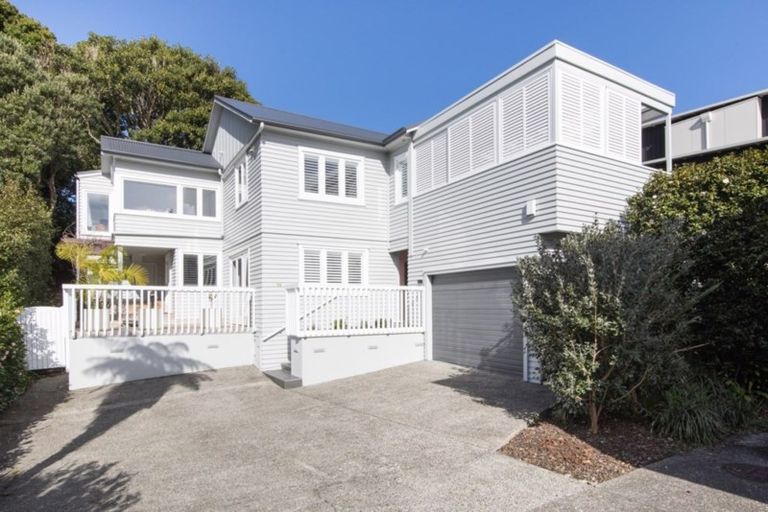 Photo of property in 68 St Michaels Avenue, Point Chevalier, Auckland, 1022