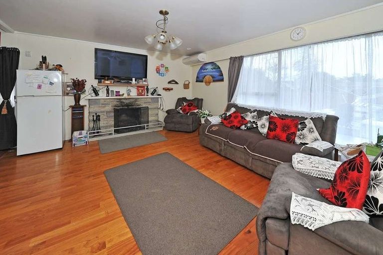 Photo of property in 65 Wordsworth Road, Manurewa, Auckland, 2102