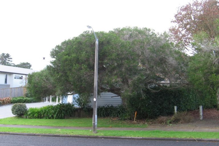 Photo of property in 40 Clovelly Road, Bucklands Beach, Auckland, 2012