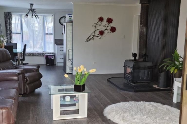 Photo of property in 24 Parfitt Place, Greymouth, 7805