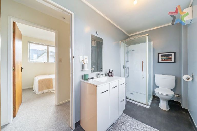 Photo of property in 4/74 Freyberg Street, Lyall Bay, Wellington, 6022